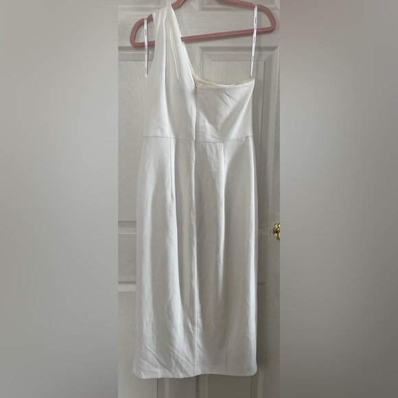 H&M | size 8 one shoulder white structured midi dress - Picture 6 of 8